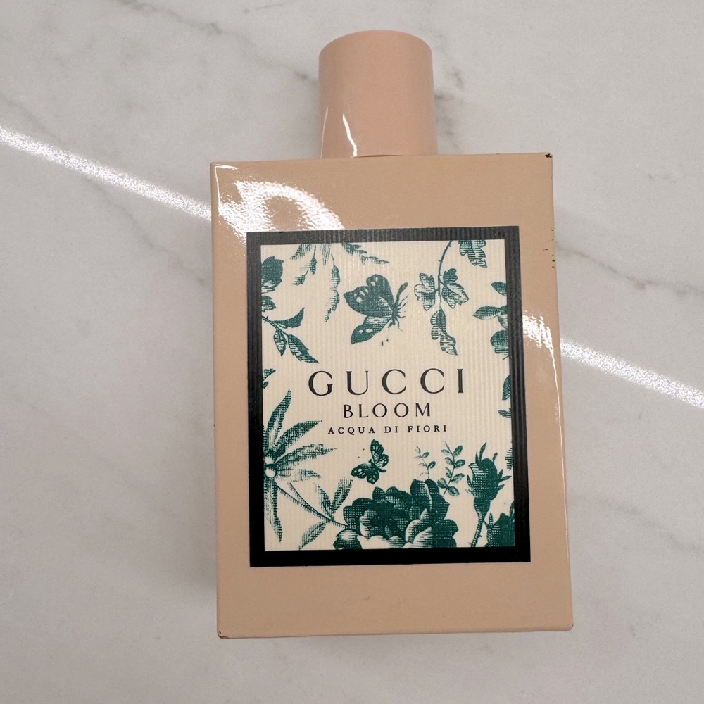 Gucci Bloom women’s perfume aqua di fiori 3.3 oz used!